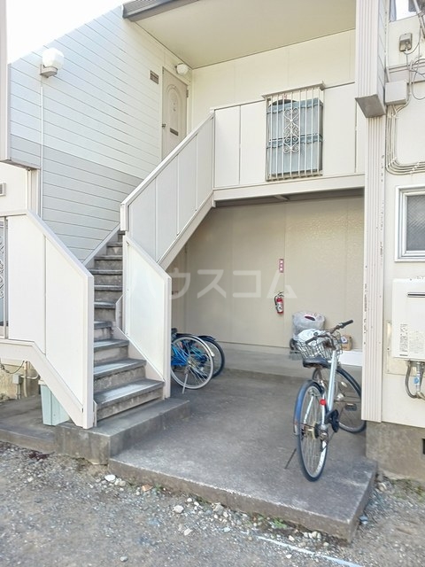 20/27 エントランス