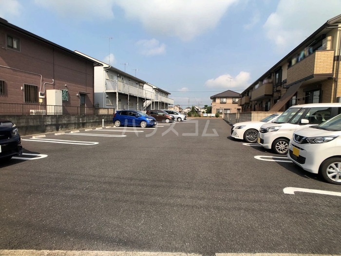 21/29 駐車場