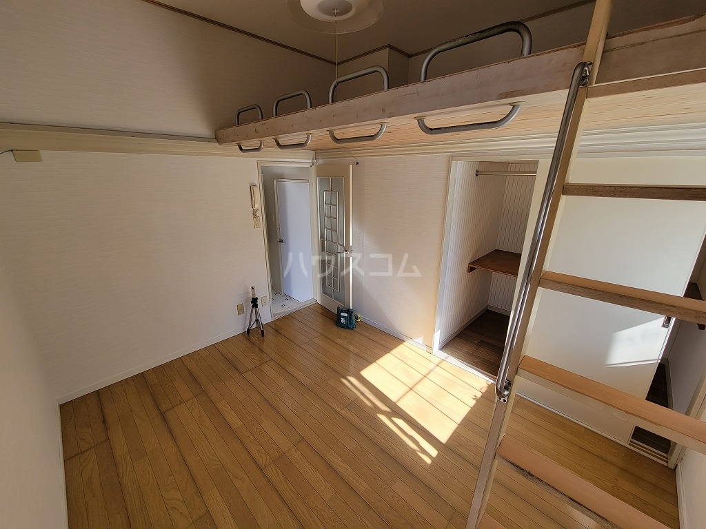 29/30 エントランス