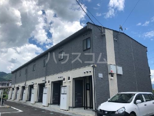 13/14 エントランス