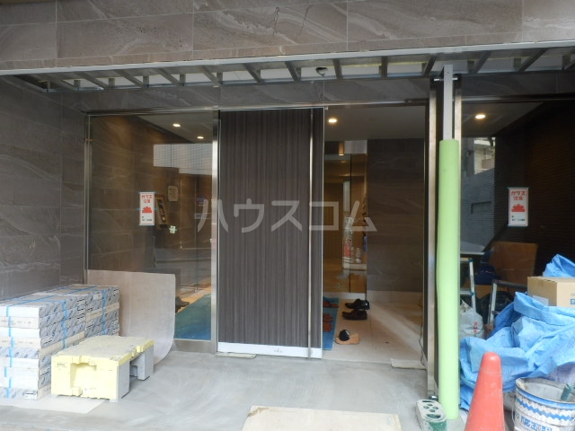 22/30 エントランス