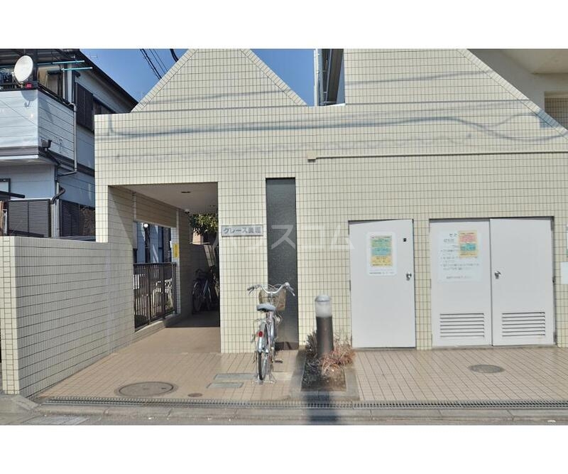 16/26 エントランス