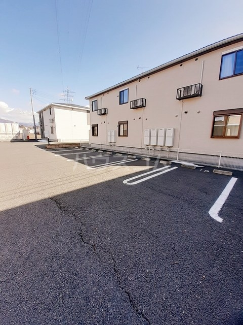 2/14 駐車場