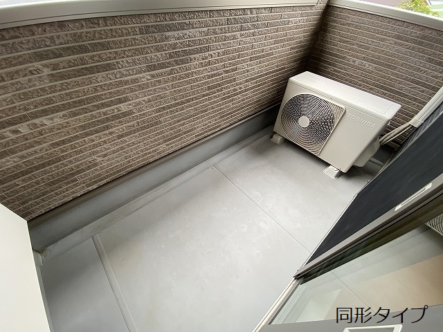 18/30 バルコニー