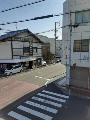 2/4 駐車場