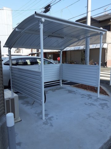 24/25 駐車場