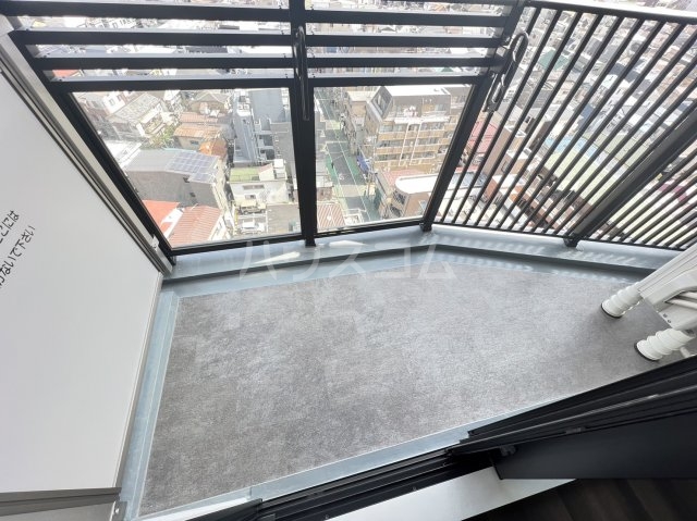 15/27 バルコニー