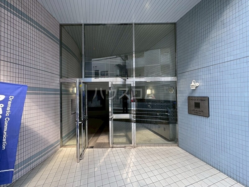 15/24 エントランス