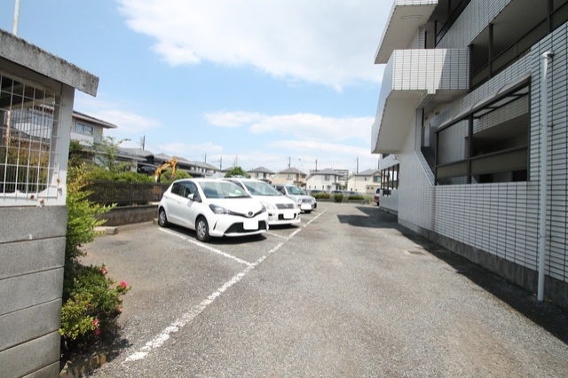 20/30 駐車場