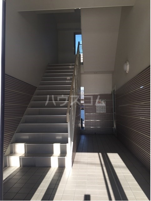 19/21 エントランス