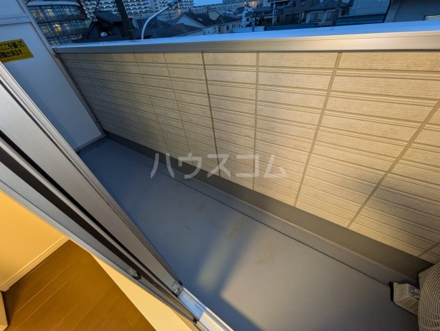 20/30 バルコニー