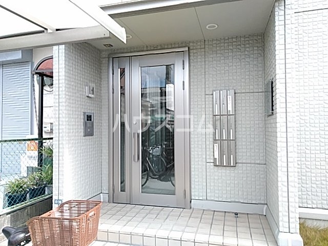 17/28 エントランス