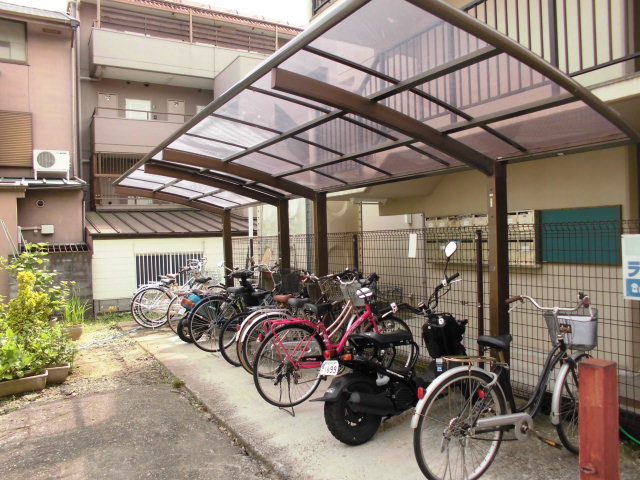 19/27 駐車場