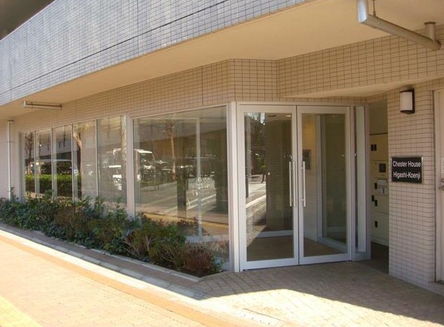 13/23 エントランス