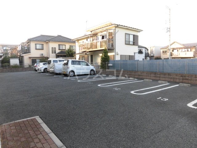 15/24 駐車場