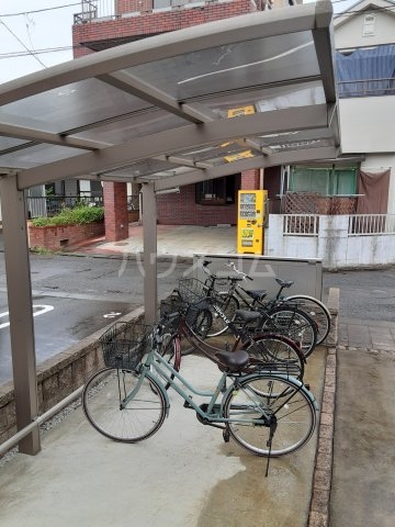 2/5 エントランス