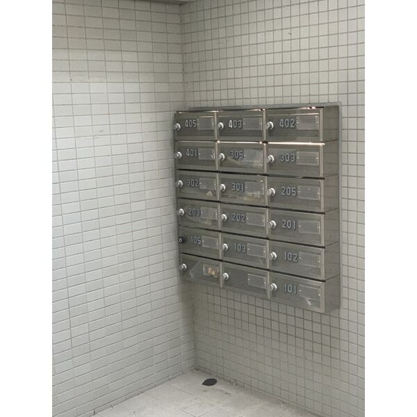 20/25 エントランス