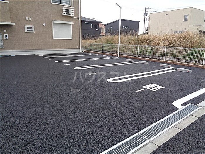 19/20 駐車場