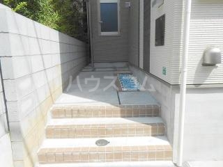 16/18 エントランス