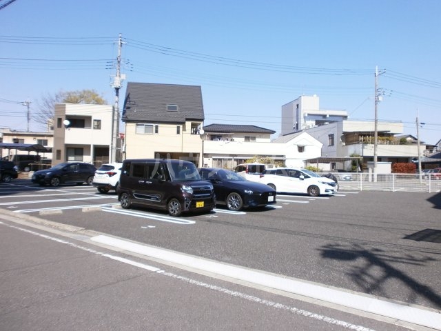 24/26 駐車場