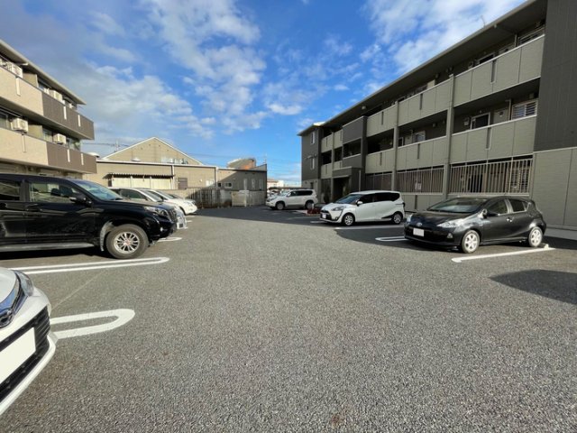17/19 駐車場