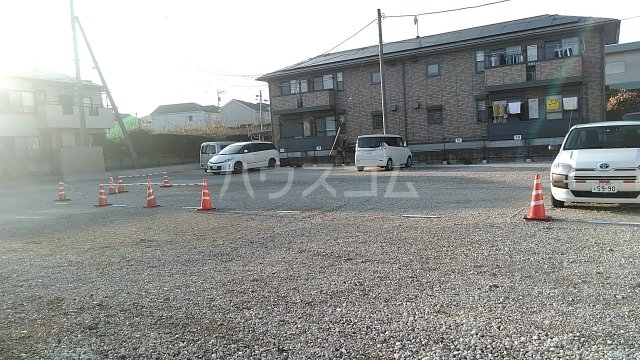 27/29 駐車場