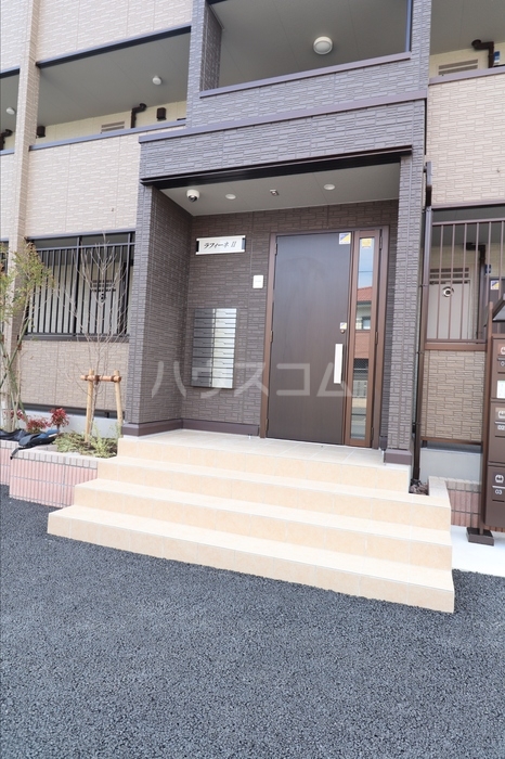 15/26 エントランス