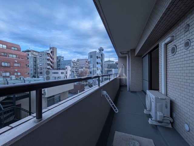 18/30 バルコニー
