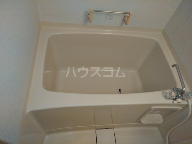 13/30 浴室
