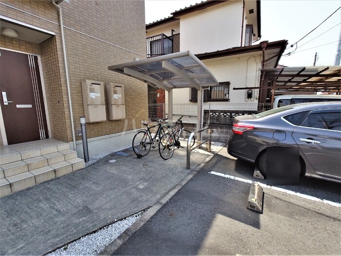 22/26 駐車場