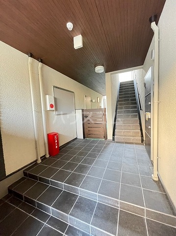 29/30 エントランス