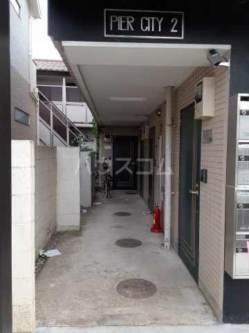 24/29 エントランス