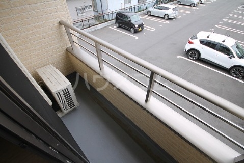 18/27 バルコニー