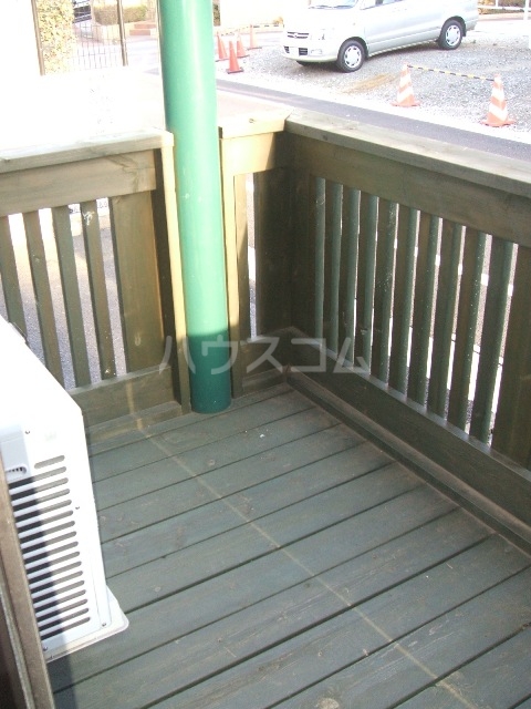 16/23 バルコニー