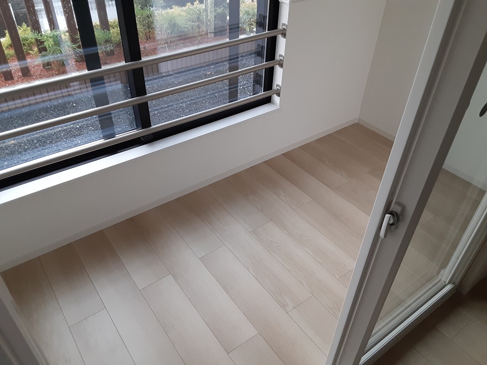 21/30 バルコニー