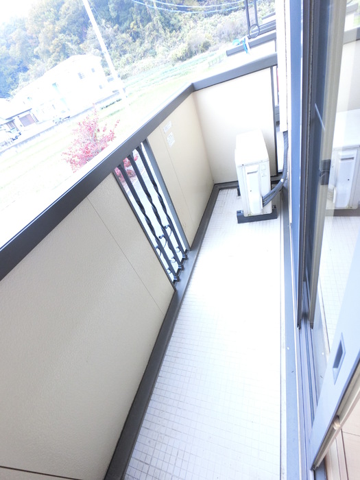13/19 バルコニー