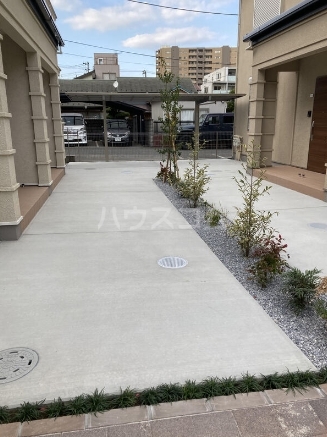 3/8 エントランス