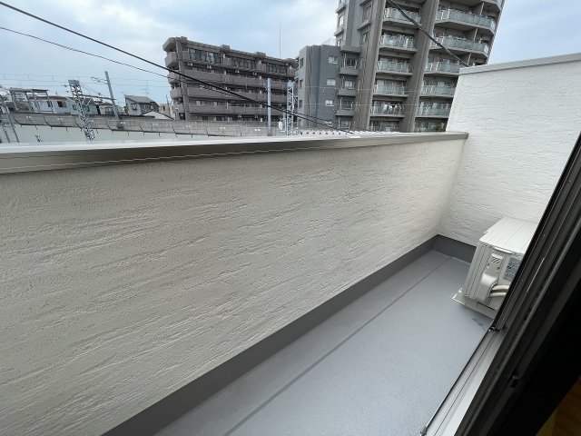 18/23 バルコニー