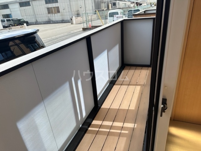 13/20 バルコニー