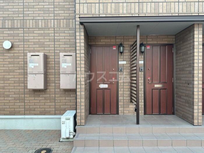 17/20 エントランス