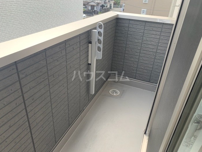 13/20 バルコニー