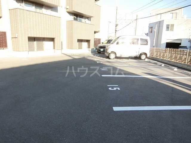29/30 駐車場