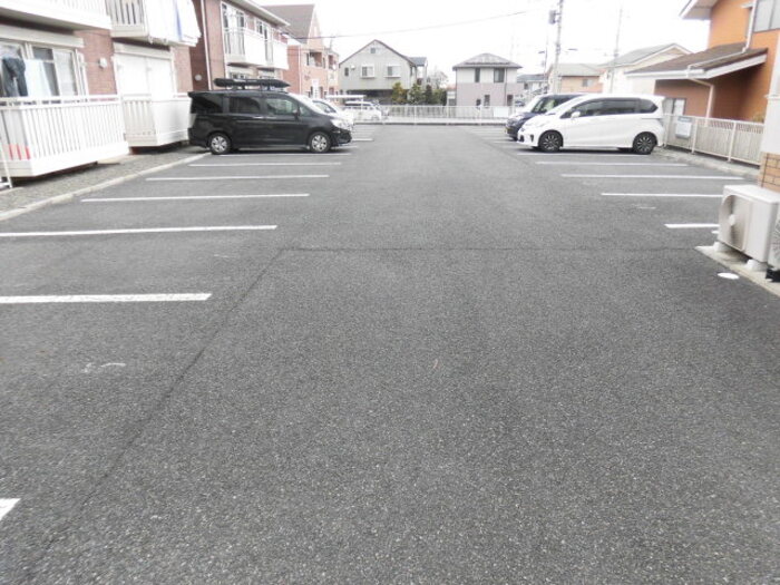20/24 駐車場