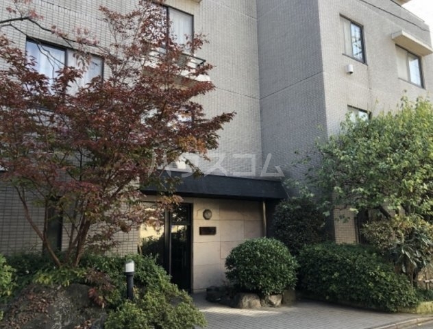 19/22 エントランス