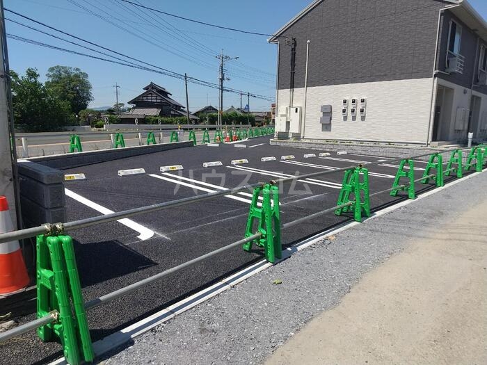 26/30 駐車場