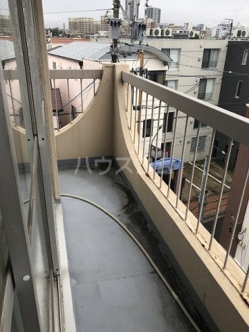 17/27 バルコニー