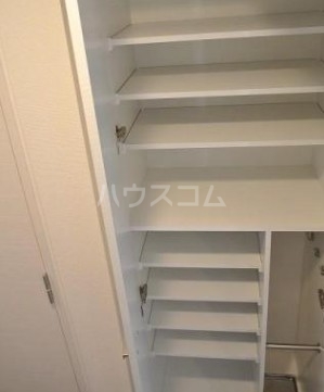 14/15 エントランス