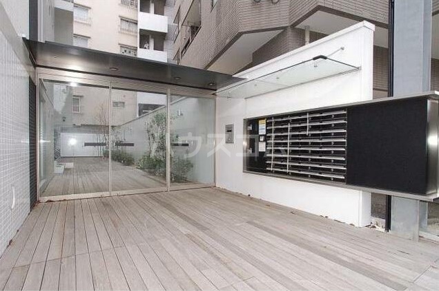 15/22 エントランス