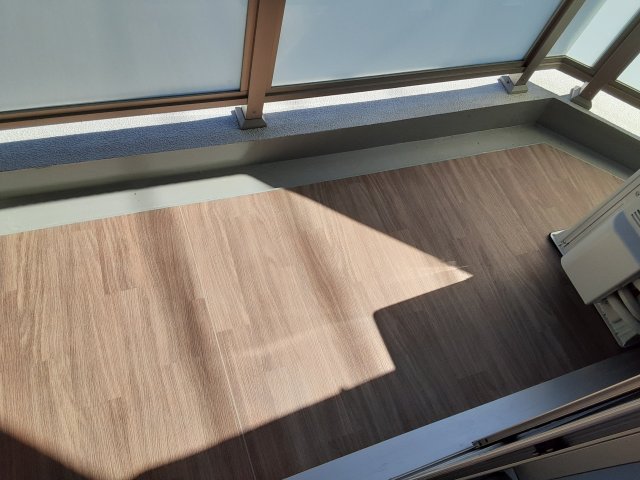 19/30 バルコニー