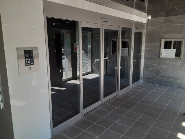 29/30 エントランス